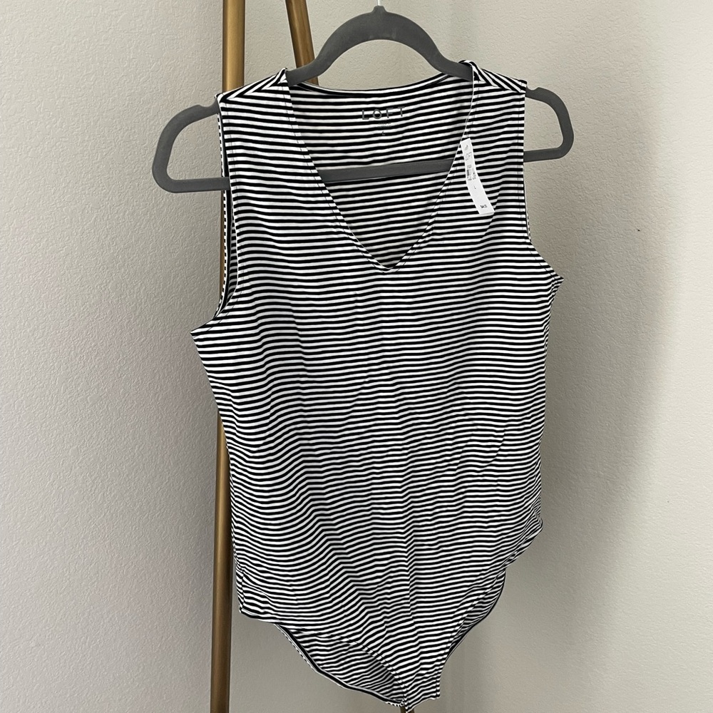 Ann Taylor Loft Black and White Striped Bodysuit Size Large NWT